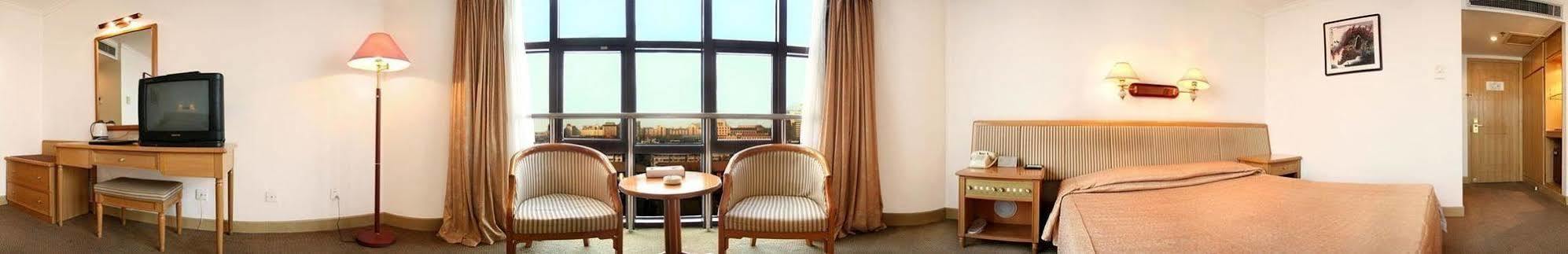 Qinglan Plaza Hotel Beijing Exterior photo